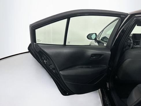 Used 2024 Toyota Corolla LE image 25