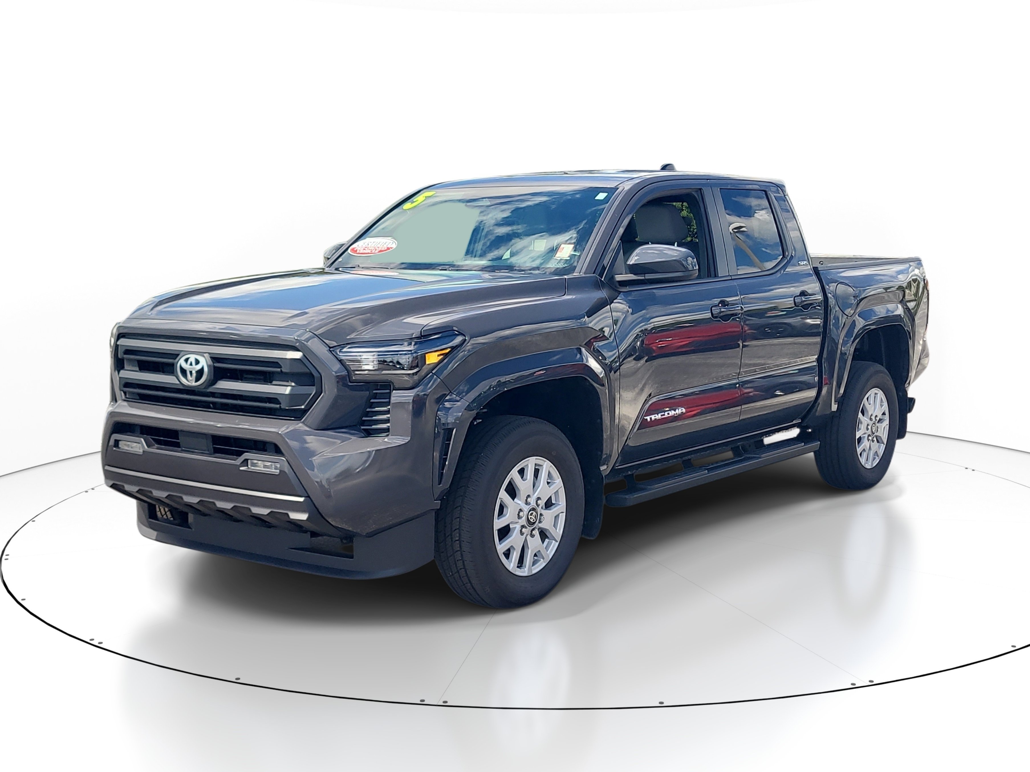 Used 2025 Toyota Tacoma SR5 RWD image 3
