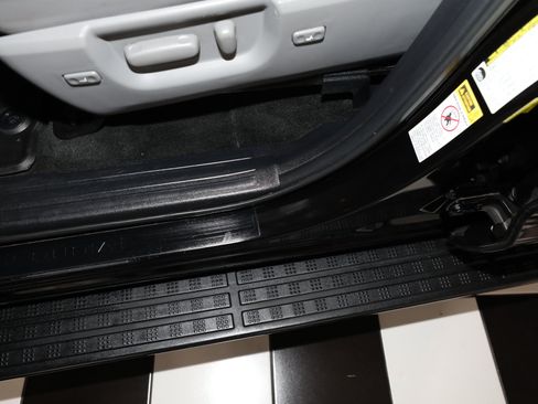 Used 2016 Toyota Sequoia Limited AWD/4WD image 56
