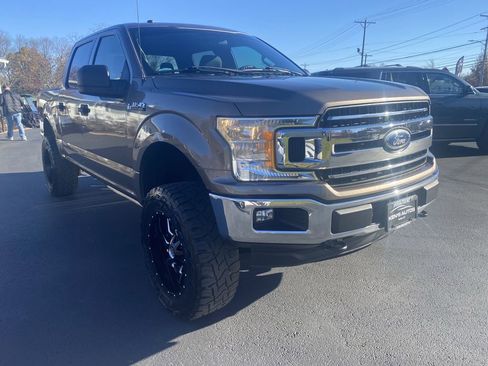 Used 2018 Ford F150 XLT image 3