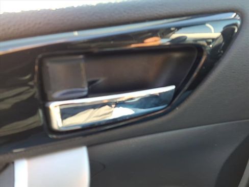 Used 2024 Mitsubishi Eclipse Cross SE image 15