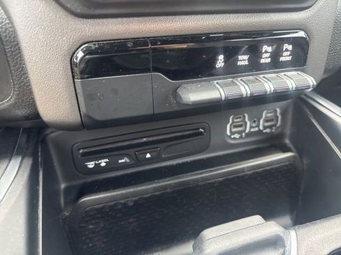 Used 2019 RAM 1500 Big Horn AWD/4WD image 28