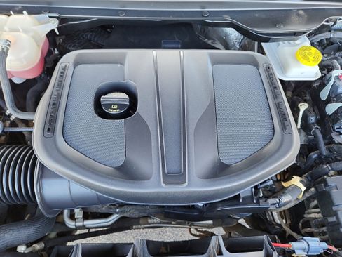 Used 2025 RAM 1500 Laramie image 26