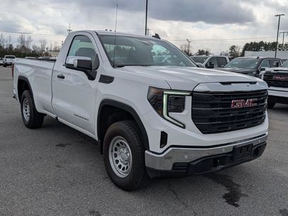 Used 2025 GMC Sierra 1500 Pro w/ Pro Value Package