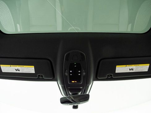 New 2026 Porsche Cayenne Base image 20