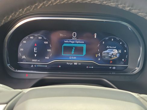 Used 2024 Chevrolet Tahoe Z71 AWD/4WD image 26