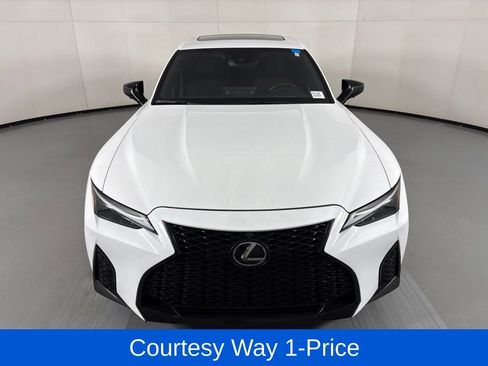 Used 2024 Lexus IS 500 RWD image 4