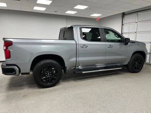 Used 2025 Chevrolet Silverado 1500 RST AWD/4WD image 11