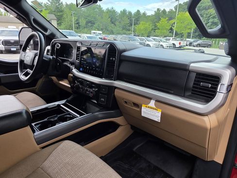 Used 2024 Ford F350 XLT w/ XLT Premium Package AWD/4WD image 21