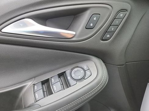 Used 2023 Buick Encore GX Essence w/ Advanced Technology Package image 11