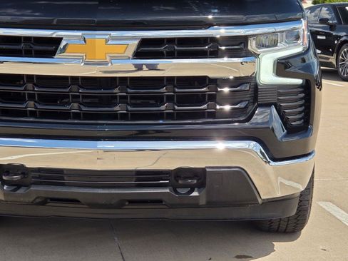 Used 2023 Chevrolet Silverado 1500 LT AWD/4WD image 6
