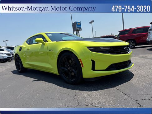Used 2021 Chevrolet Camaro LT RWD image 5