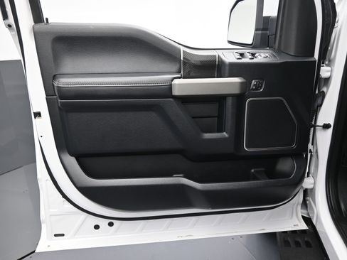 Used 2019 Ford F150 Raptor w/ Equipment Group 802A Luxury image 17