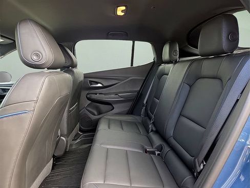 Used 2025 Buick Envista Sport Touring w/ Convenience I Package FWD image 12