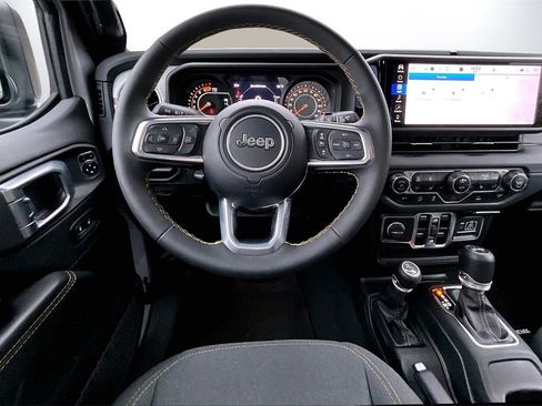 Certified 2024 Jeep Wrangler Sahara image 11