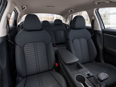 New 2026 Kia K5 LXS image 15