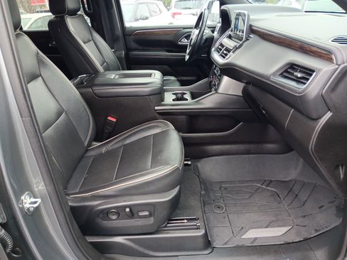 Used 2021 Chevrolet Tahoe Premier w/ Premium Package image 25