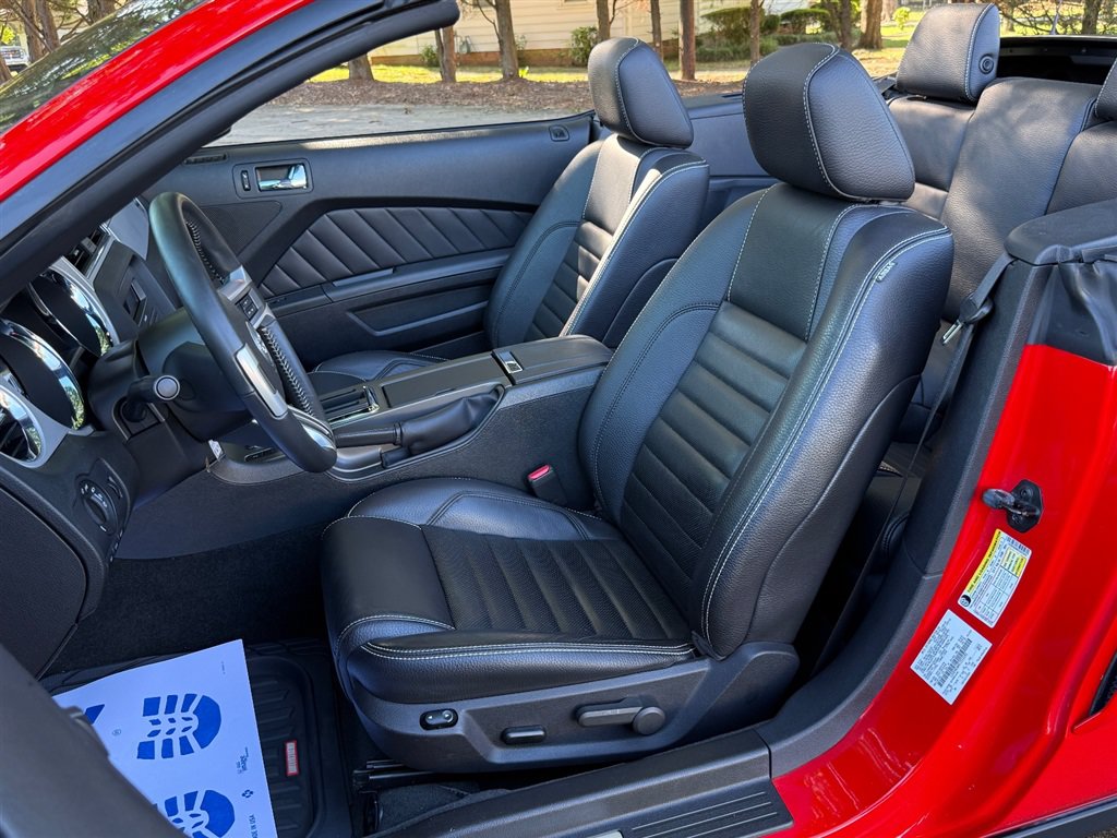 Used 2012 Ford Mustang Premium RWD image 51