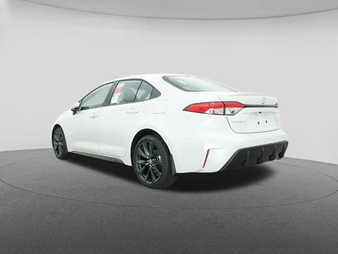 New 2026 Toyota Corolla SE image 21