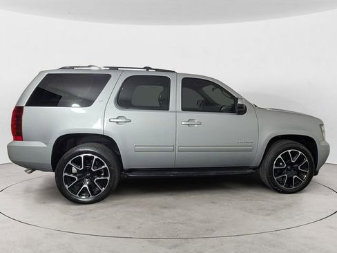 Used 2013 Chevrolet Tahoe LT w/ Luxury Package AWD/4WD image 6