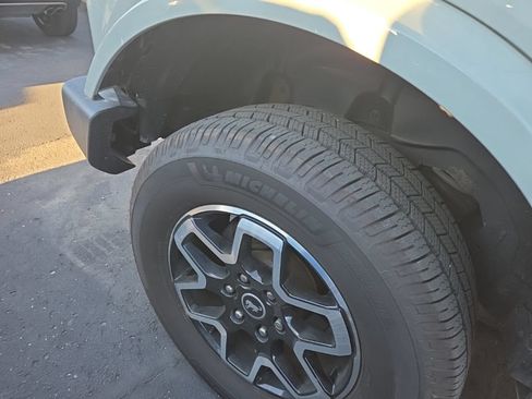 Used 2022 Ford Bronco Outer Banks AWD/4WD image 4