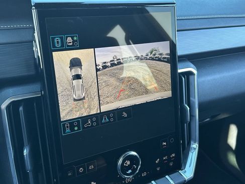 New 2026 GMC Acadia Elevation AWD/4WD image 15