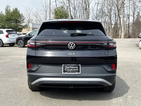 Certified 2023 Volkswagen ID.4 Pro S Plus image 5