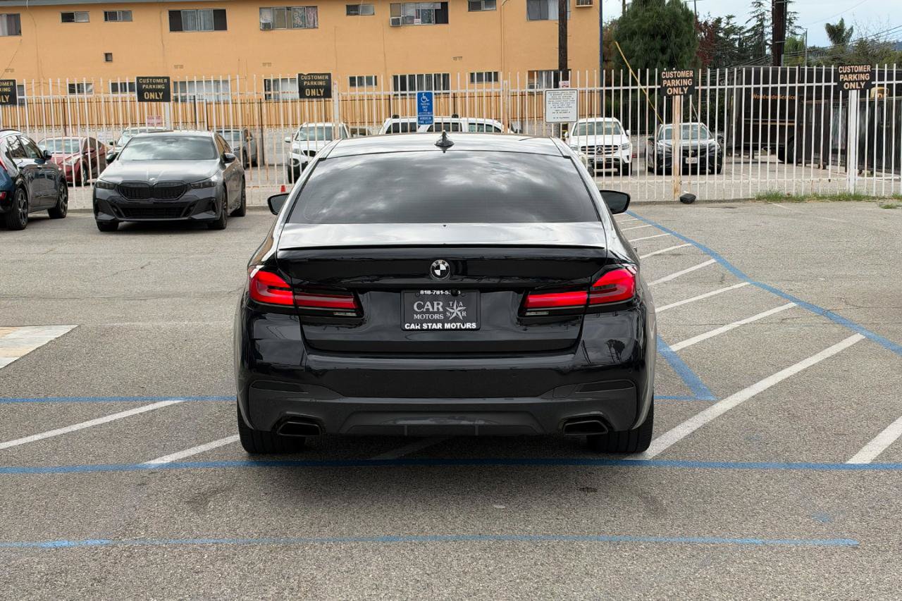 Used 2023 BMW 530i w/ M Sport Package RWD image 7