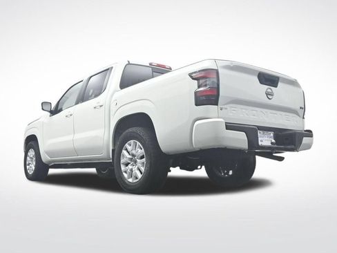 Used 2022 Nissan Frontier SV RWD image 35