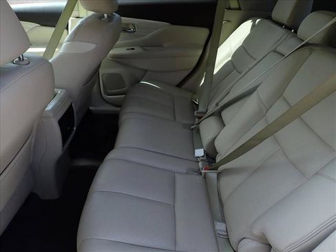 Used 2017 Nissan Murano SL w/ SL Technology Package AWD/4WD image 10