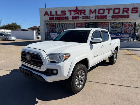 Used 2019 Toyota Tacoma SR5 image 1