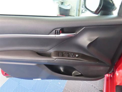 Used 2021 Toyota Camry XSE w/ Navigation Package FWD image 10