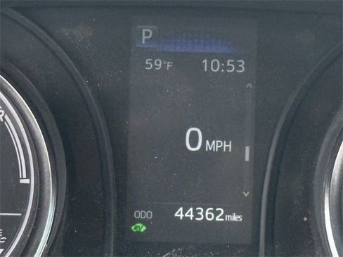 Used 2023 Toyota Camry SE image 15