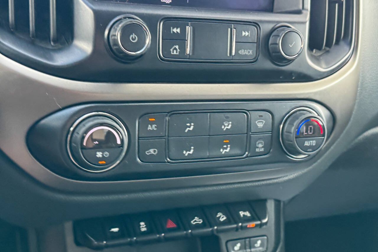 Used 2022 Chevrolet Colorado Z71 AWD/4WD image 33