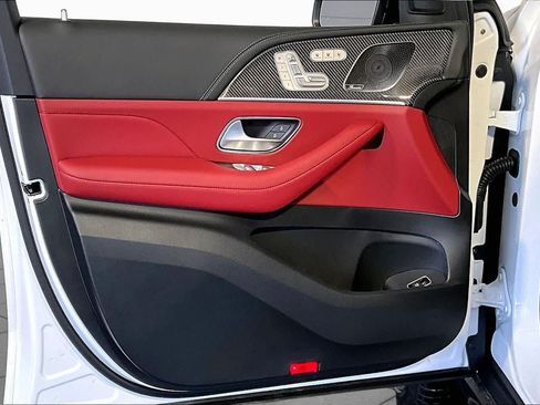 New 2026 Mercedes-Benz GLS 63 AMG 4MATIC image 11