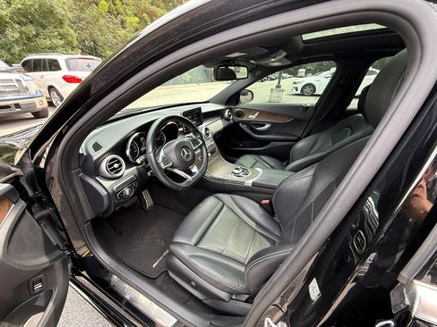 Used 2018 Mercedes-Benz C 300 Sedan image 8