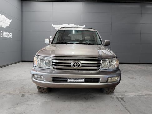 Used 2007 Toyota Land Cruiser image 3