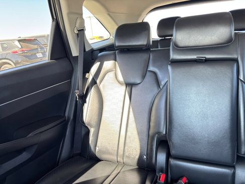 Used 2024 Kia Sorento S FWD image 42