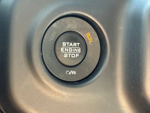 Used 2020 Jeep Wrangler Unlimited Sport AWD/4WD image 16