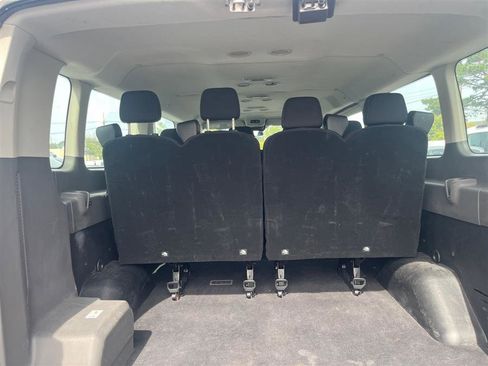 Used 2022 Ford Transit 350 XLT image 4