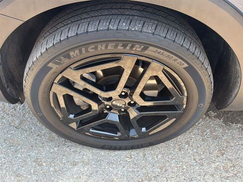 Used 2023 Kia Telluride EX X-Line AWD/4WD image 13