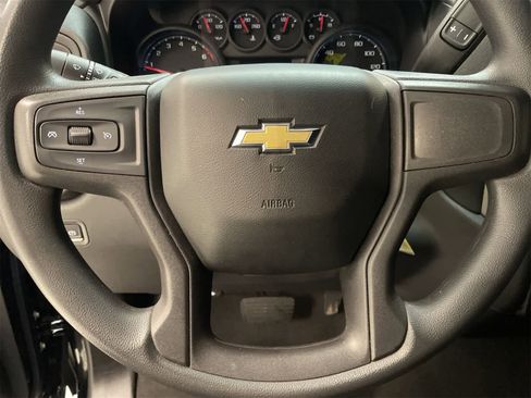 Used 2021 Chevrolet Silverado 1500 Custom image 8