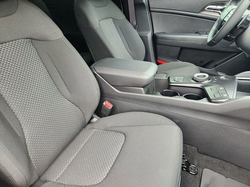 New 2026 Kia Sportage S AWD/4WD image 11