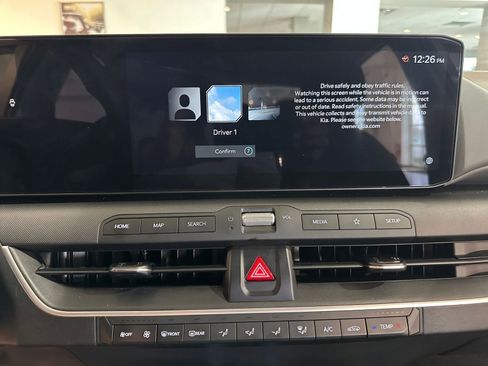 Used 2025 Kia K4 LXS image 20