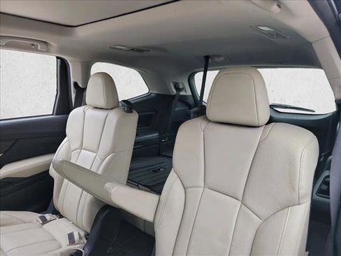 Used 2019 Subaru Ascent Limited w/ Popular Package #3 image 11