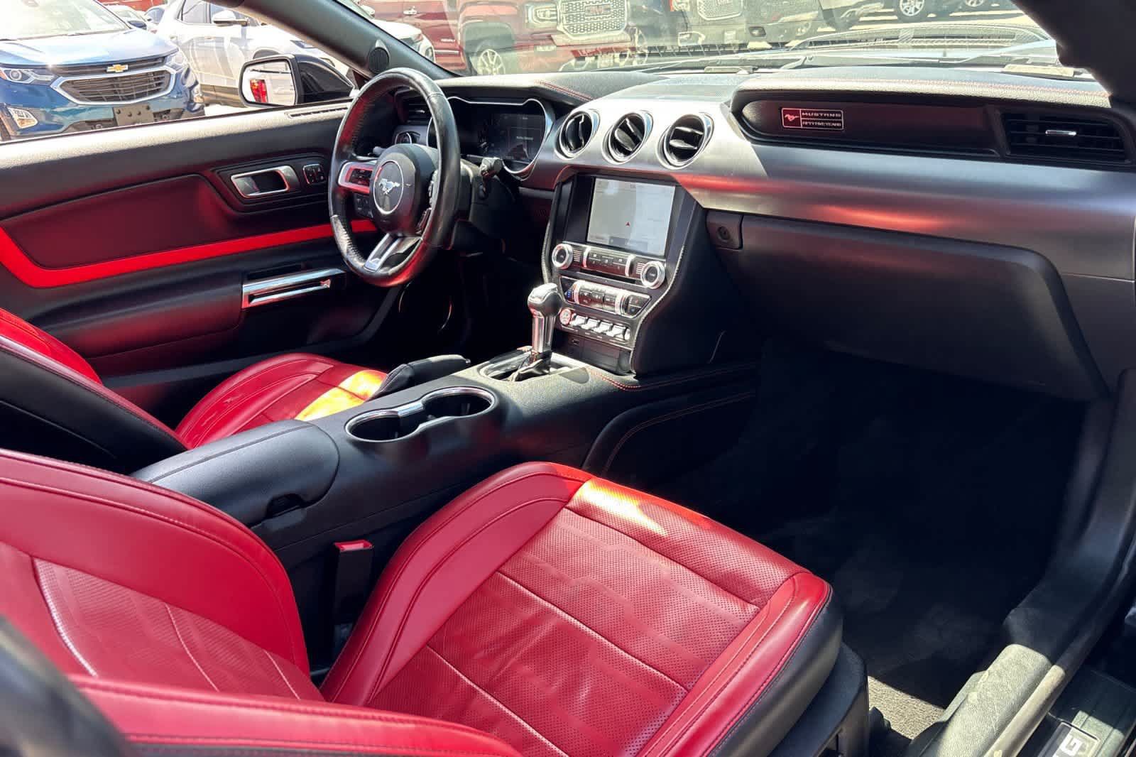 Used 2020 Ford Mustang GT Premium w/ Equipment Group 401A RWD image 17