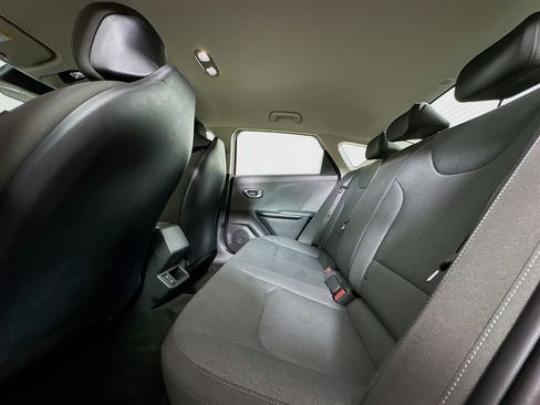 Used 2025 Kia K4 FWD image 26