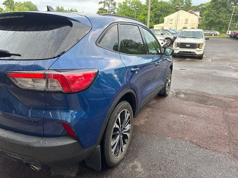 Used 2022 Ford Escape SEL w/ SEL Stealth AWD Package image 4