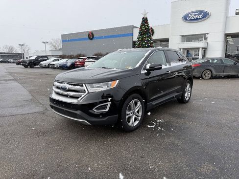Used 2018 Ford Edge Titanium w/ Equipment Group 301A image 5