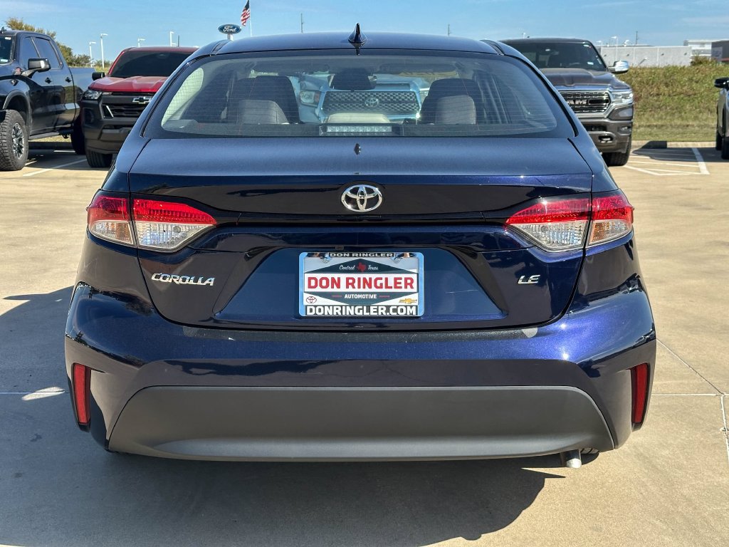 Used 2026 Toyota Corolla LE FWD image 4